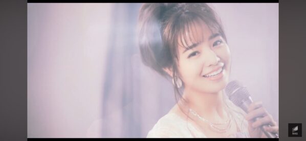 横田真悠